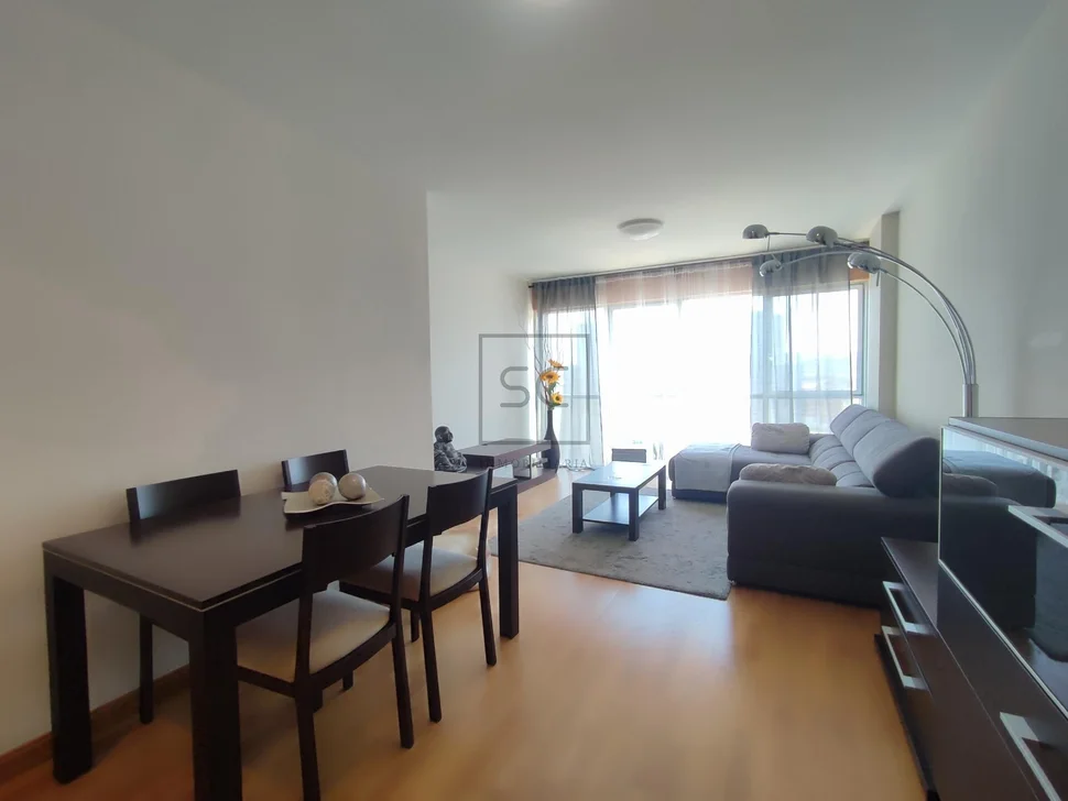 Luminoso piso en el alto del castaño narón