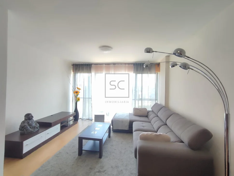 Luminoso piso en el alto del castaño narón