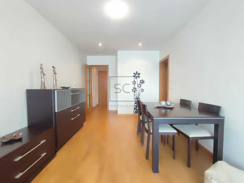 Luminoso piso en el alto del castaño narón