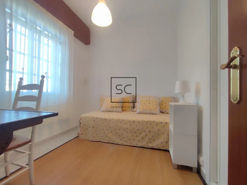 Bajo vivienda con jardín en fene