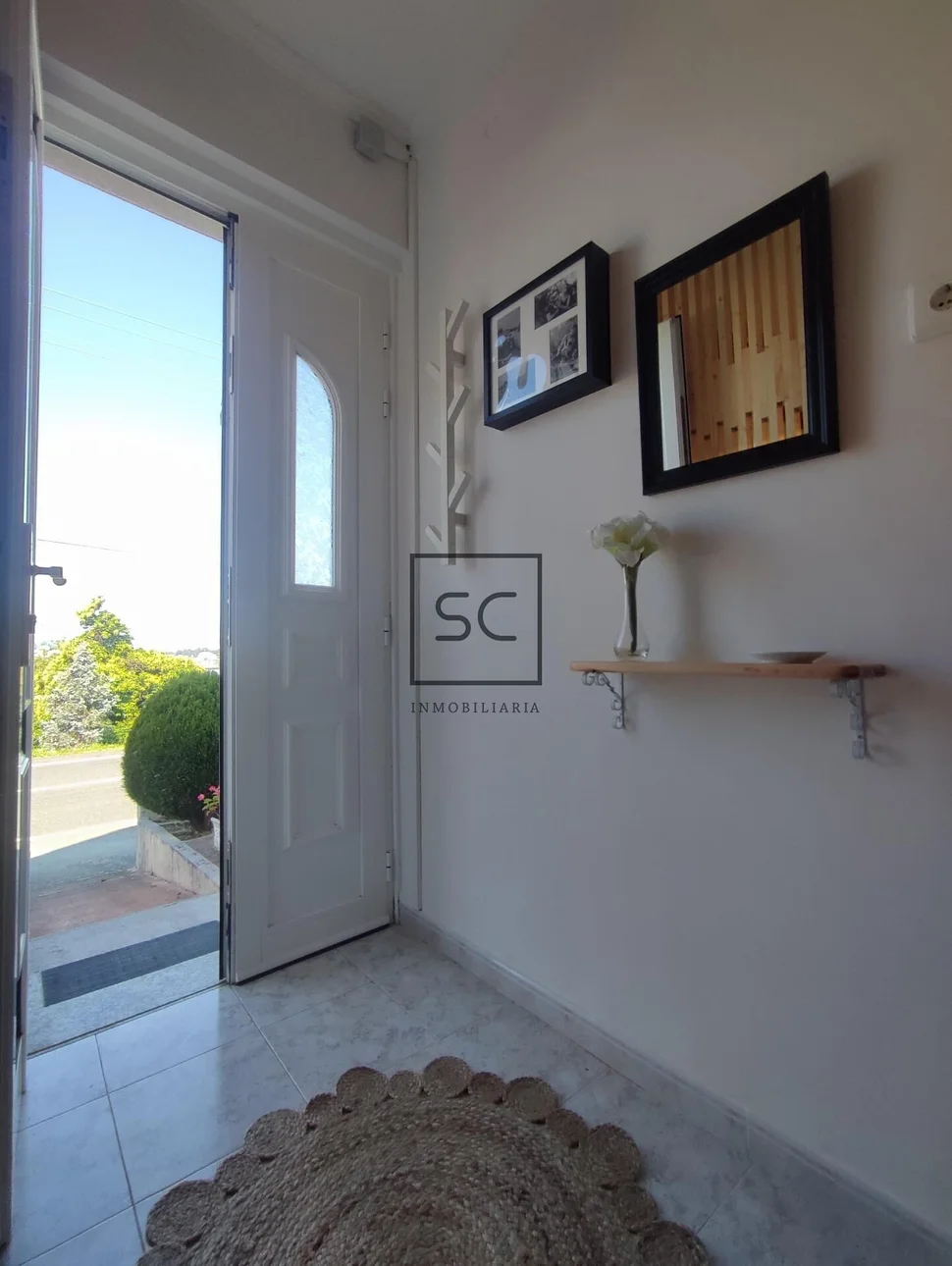 Bajo vivienda con jardín en fene