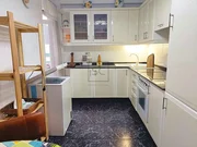 Piso con 3 habitaciones más ático habitable en freixeiro, narón