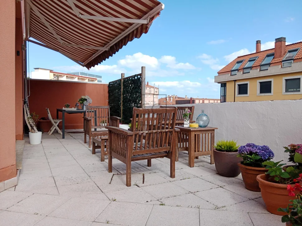 Apartamento con terraza en miño