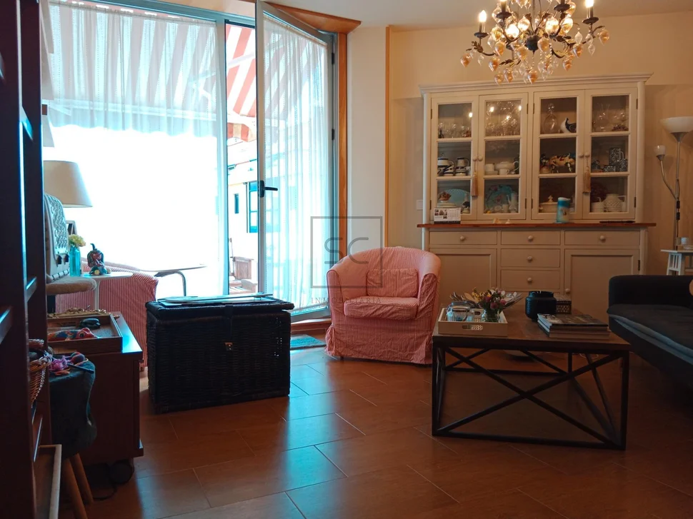 Apartamento con terraza en miño