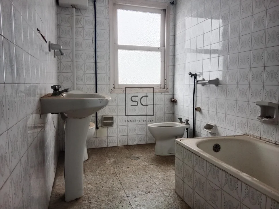 Edificio de dos viviendas en narón, la gándara