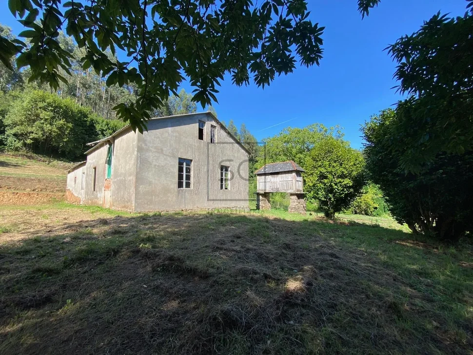 Casa rústica en mera de arriba, ortigueira