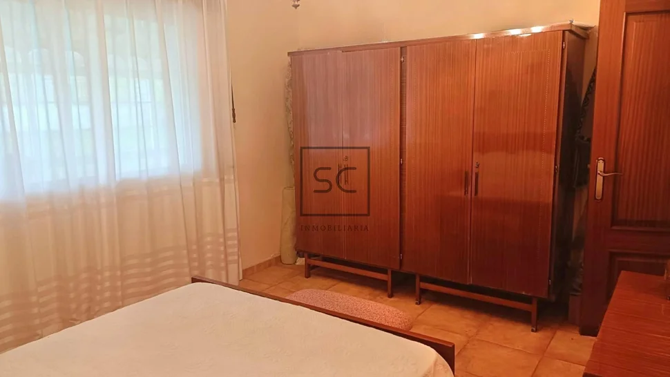 Casa de planta baja con tres habitaciones en sedes, narón