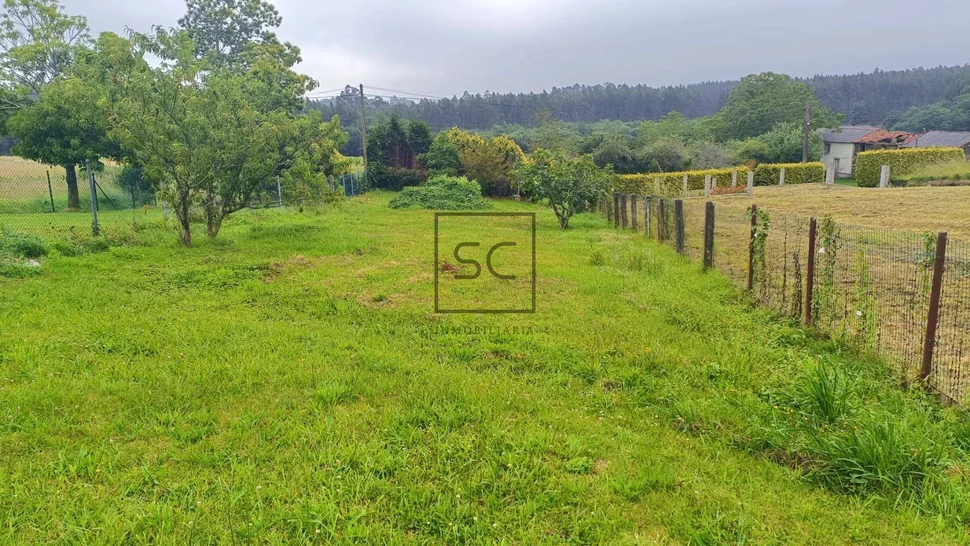 Casa de planta baja con tres habitaciones en sedes, narón