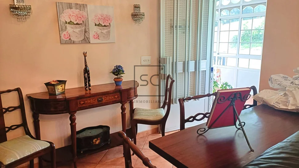 Casa de planta baja con tres habitaciones en sedes, narón