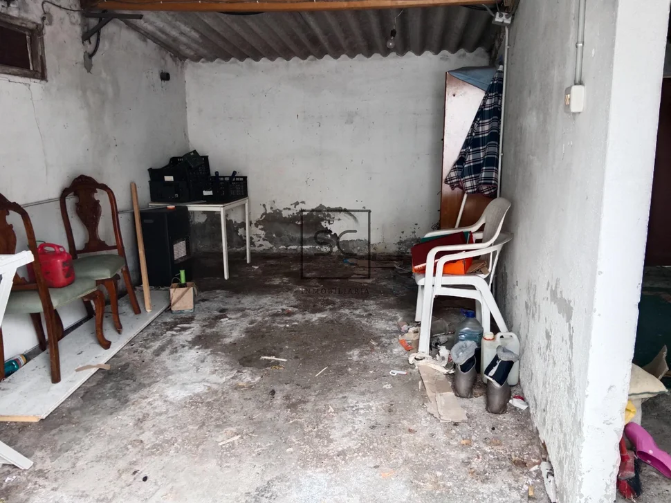 Casa de planta baja con garaje y finca en neda