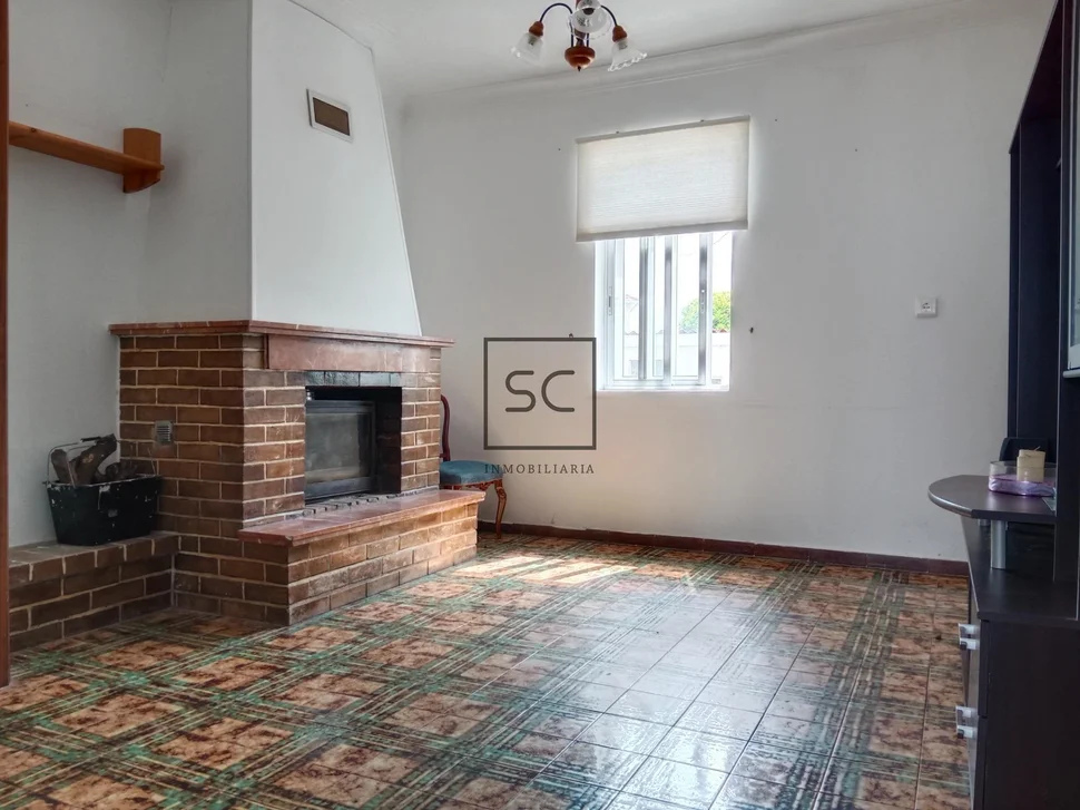 Casa de planta baja con garaje y finca en neda