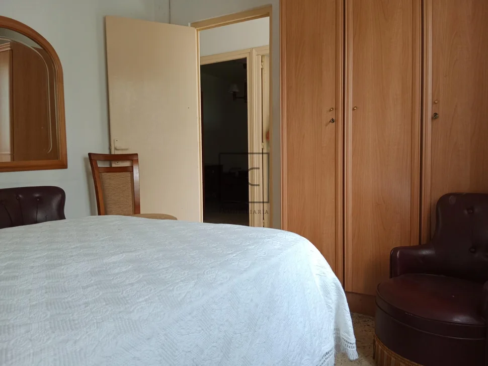 Casa de planta baja y finca en freixeiro-narón