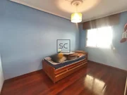 Amplio piso con terraza en el alto del castaño, narón