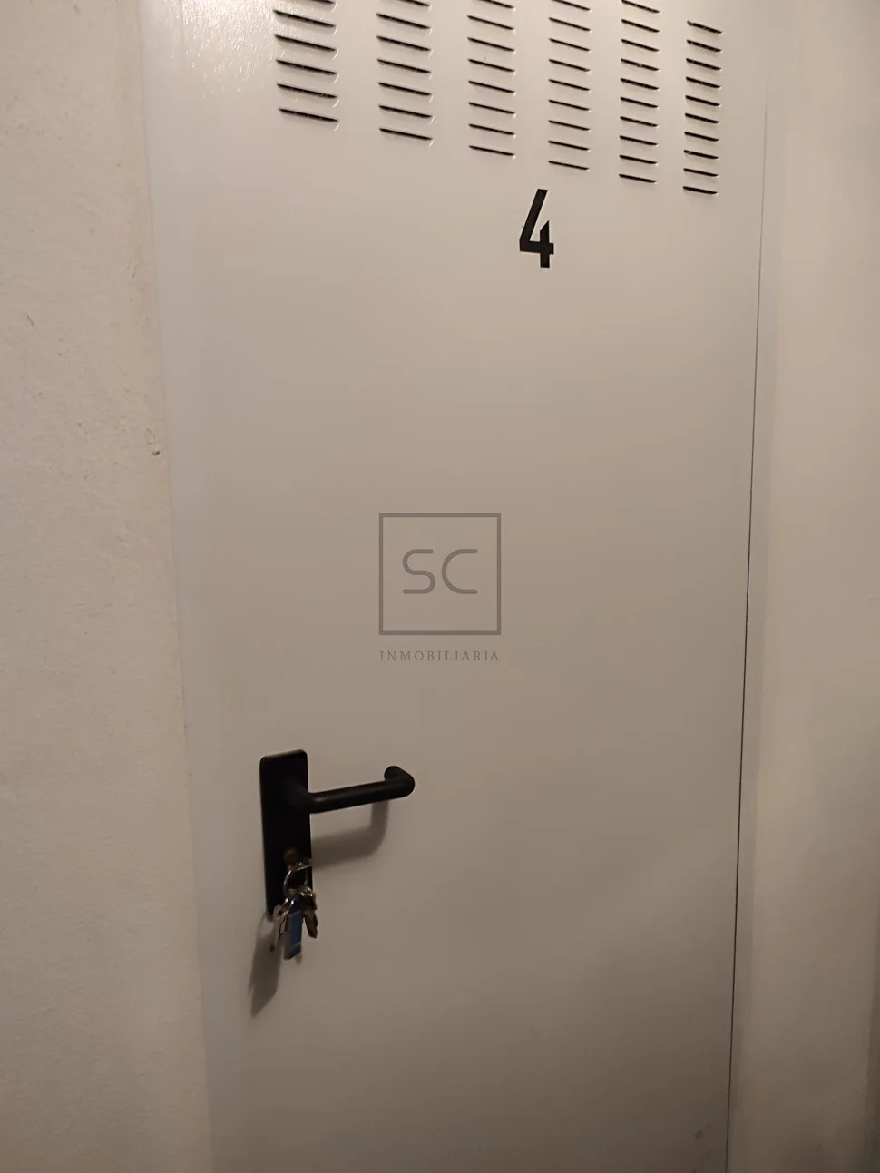 Fabuloso piso con piscina en ares