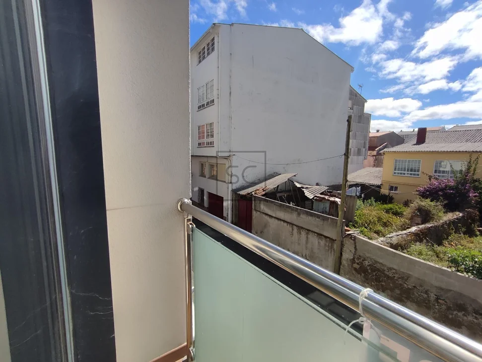 Fabuloso piso con piscina en Ares