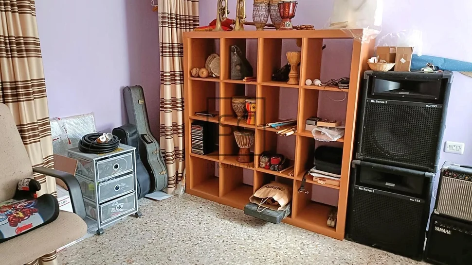 Piso con tres habitaciones en caranza, ferrol