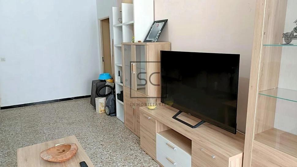 Piso con tres habitaciones en caranza, ferrol