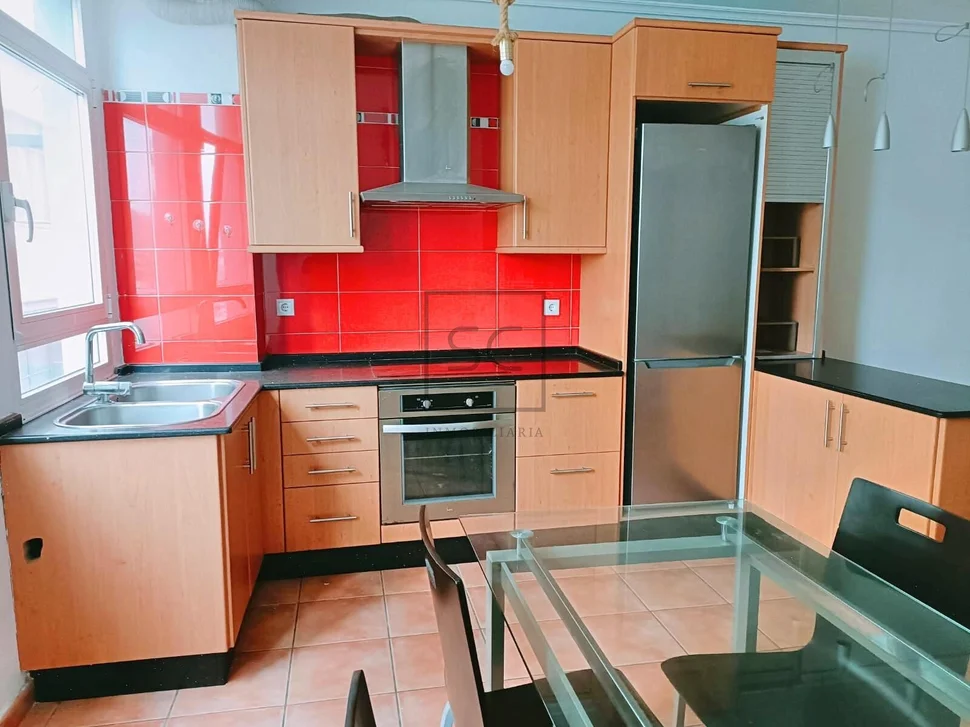 Tríplex con terraza y vistas al puerto en ferrol