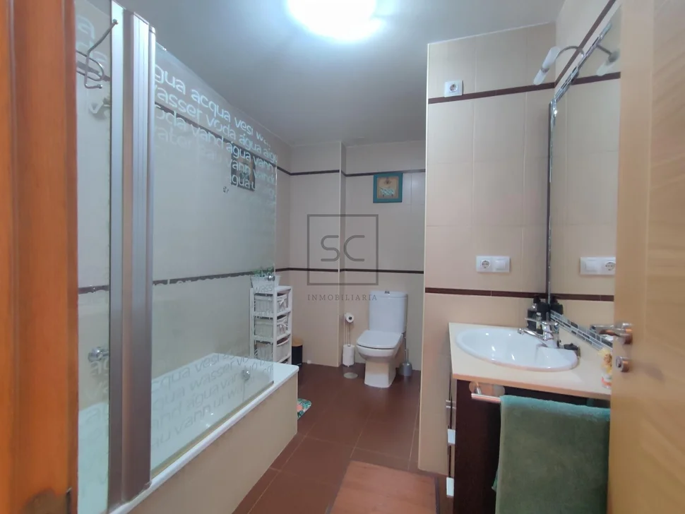 Luminoso dúplex en ares