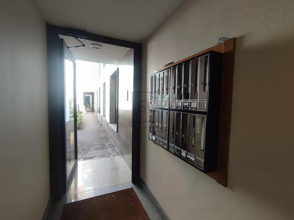 Luminoso dúplex en ares