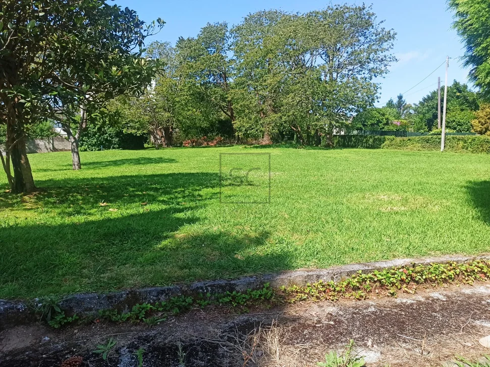 Casa con finca en Ferrol
