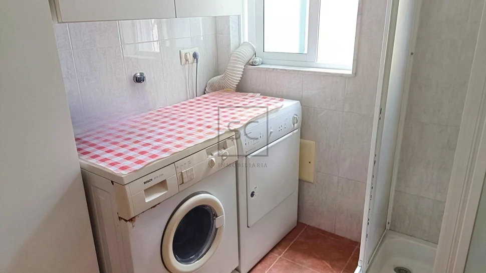 Planta baja con 2 habitaciones en lamas, san sadurniño