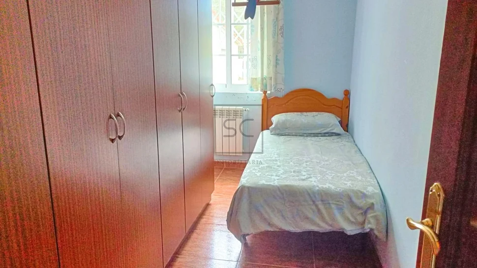 Planta baja con 2 habitaciones en lamas, san sadurniño