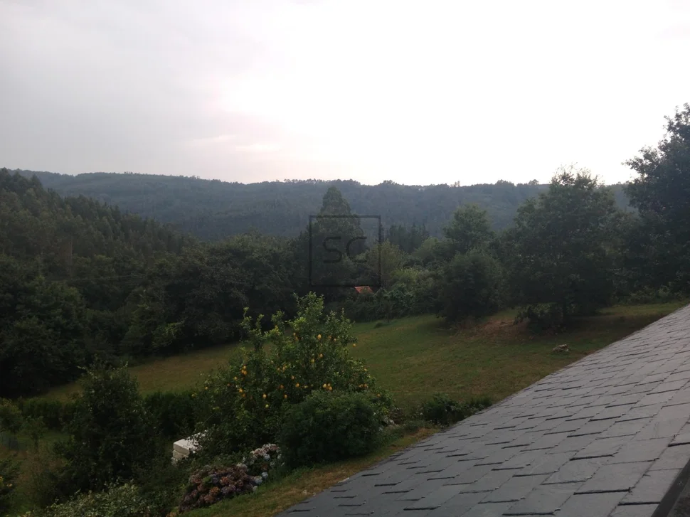 Casa con finca en callobre-miño