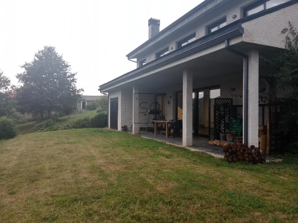 Casa con finca en callobre-miño