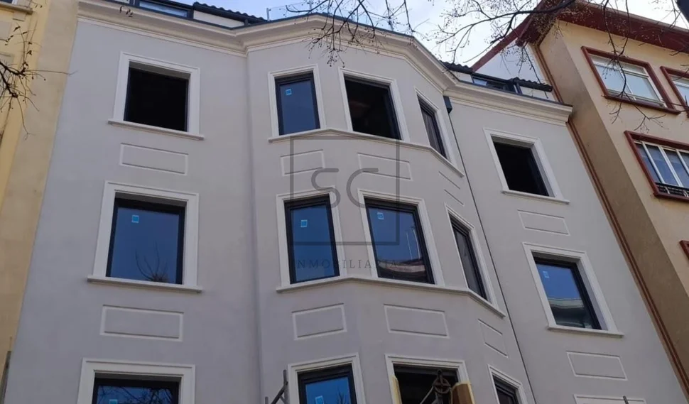 Piso con plaza de garaje, terraza y trastero en ferrol