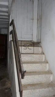 Casa de Piedra para Reforma Integral con Gran Finca