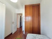 Bonito piso de tres dormitorios en ares