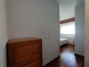 Bonito piso de tres dormitorios en ares