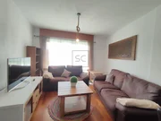 Bonito piso de tres dormitorios en ares