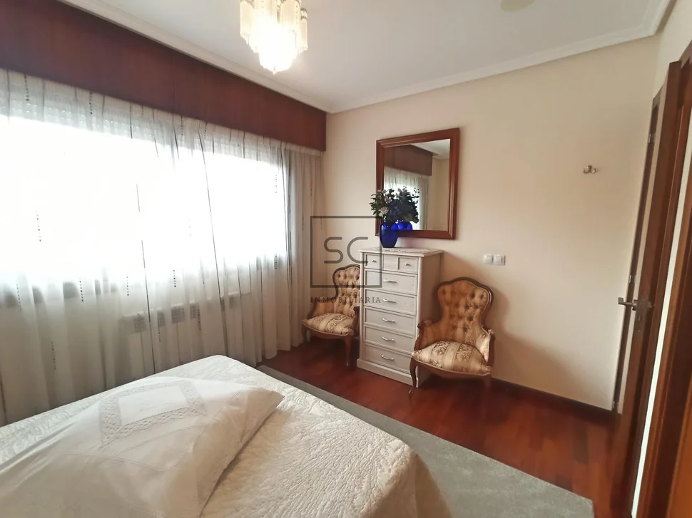 Chalet pareado en ferrol