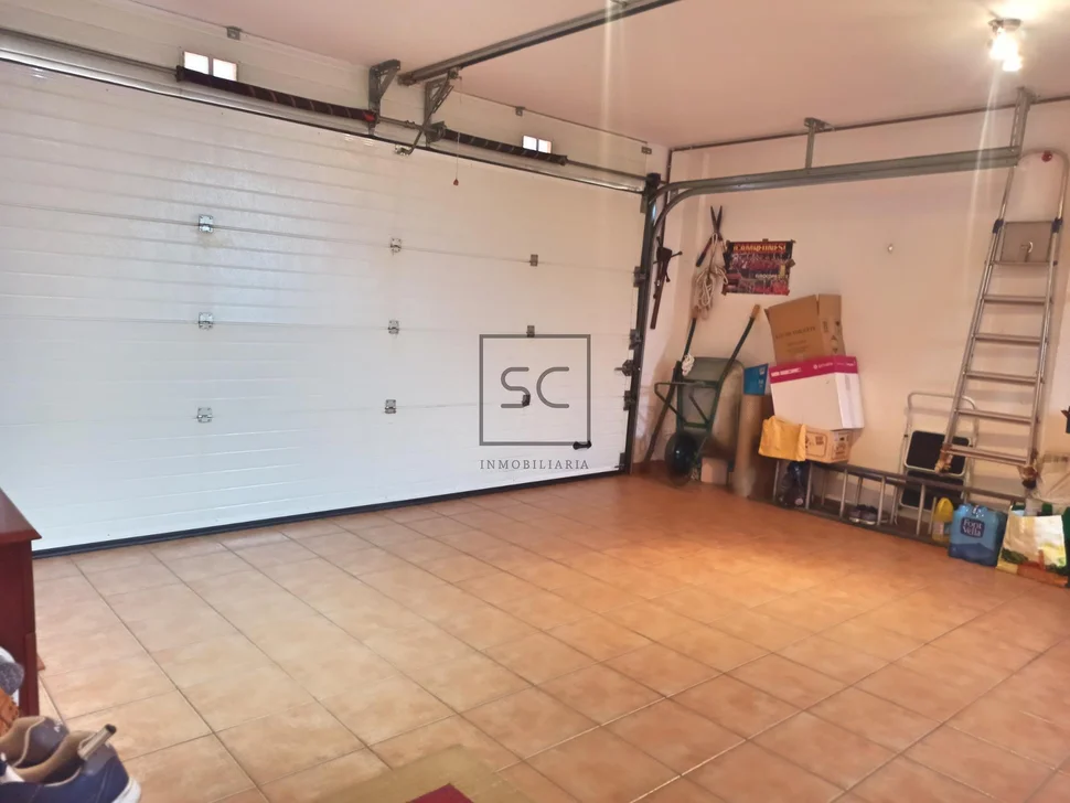 Chalet pareado en ferrol