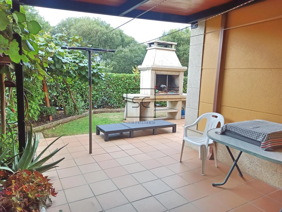 Chalet pareado en ferrol