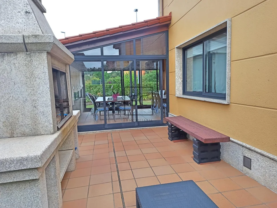 Chalet pareado en ferrol