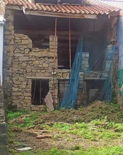 Casa de piedra para restaurar en ferrol