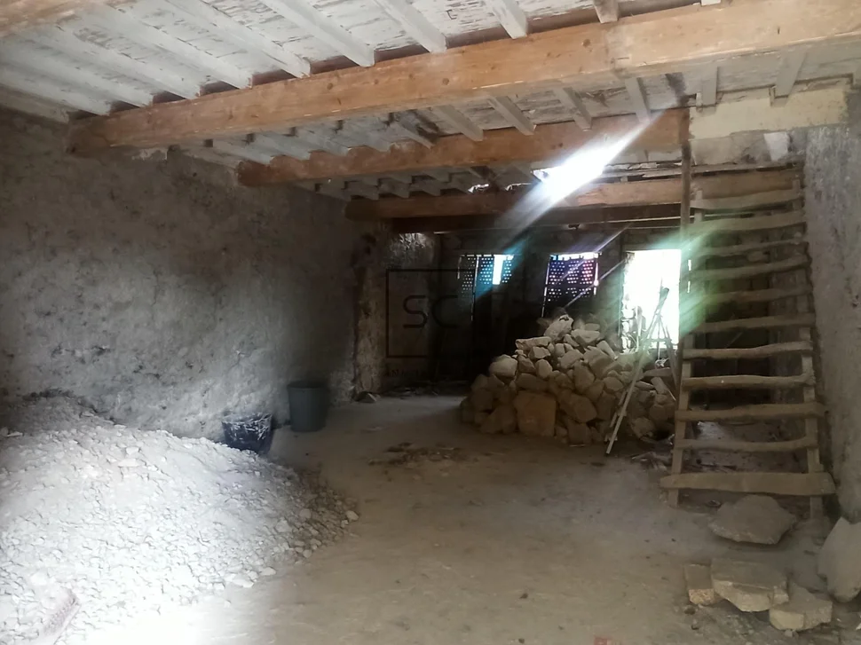 Casa de piedra para restaurar en ferrol