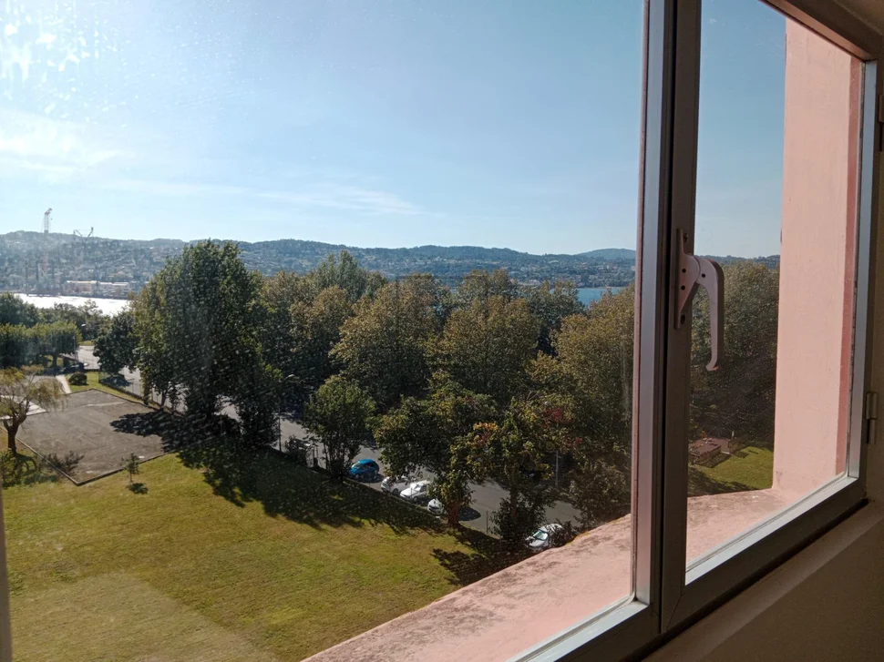 Piso con vistas parciales a la ría, caranza-ferrol