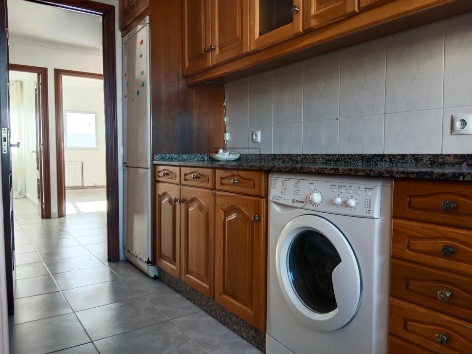 Piso con vistas parciales a la ría, caranza-ferrol