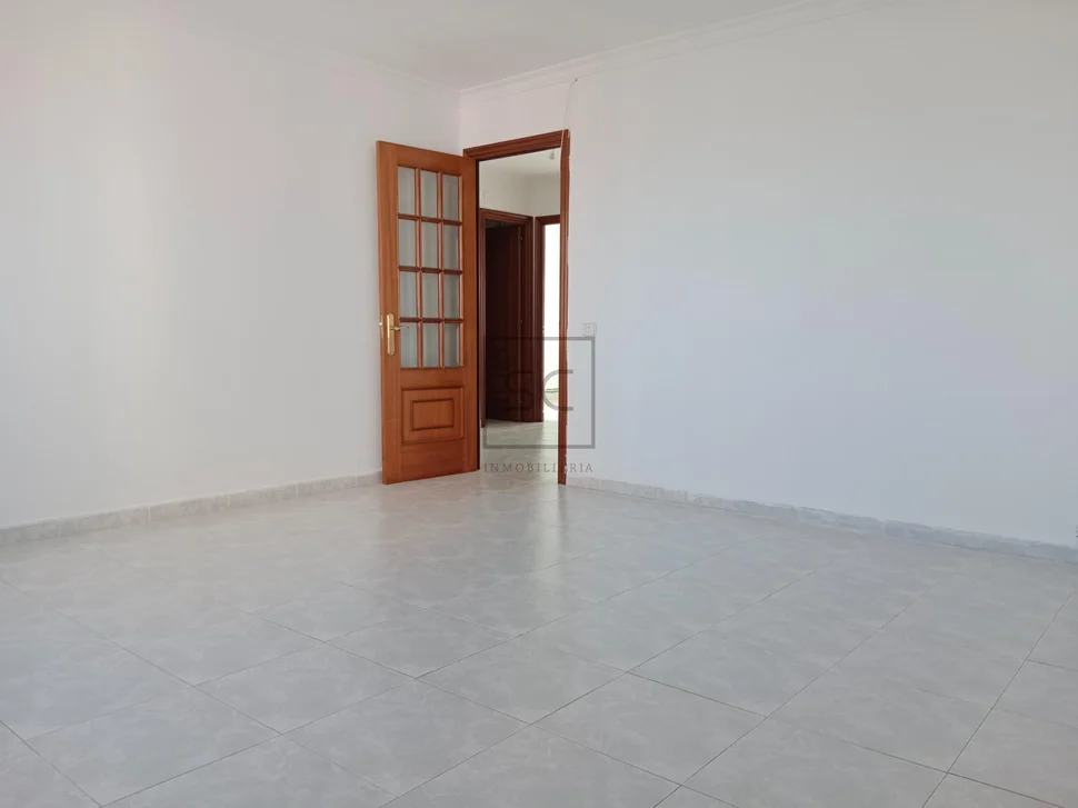 Piso con vistas parciales a la ría, caranza-ferrol