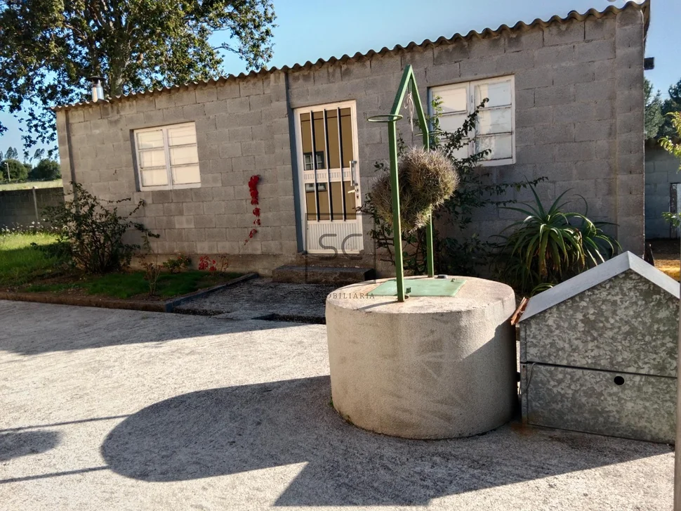 Casa con finca en mugardos