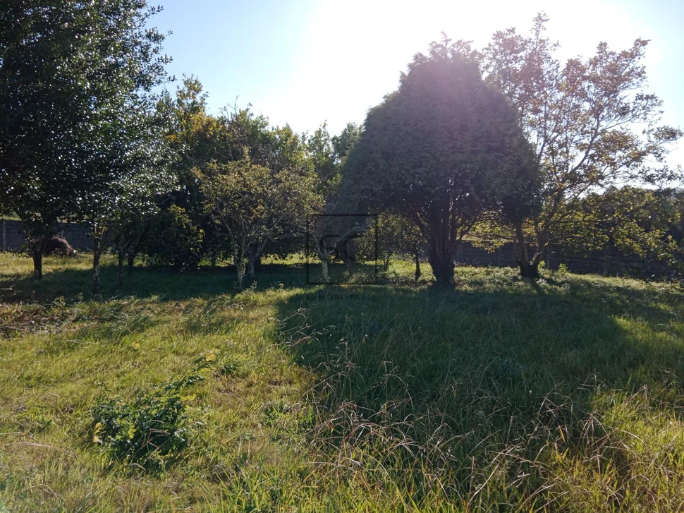 Casa con finca en mugardos