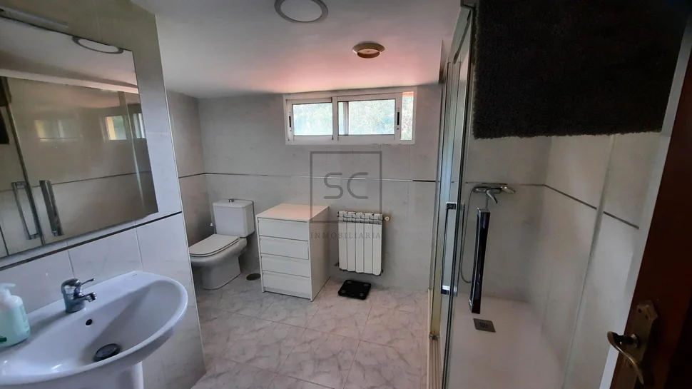 Casa unifamiliar con finca en el val- naron