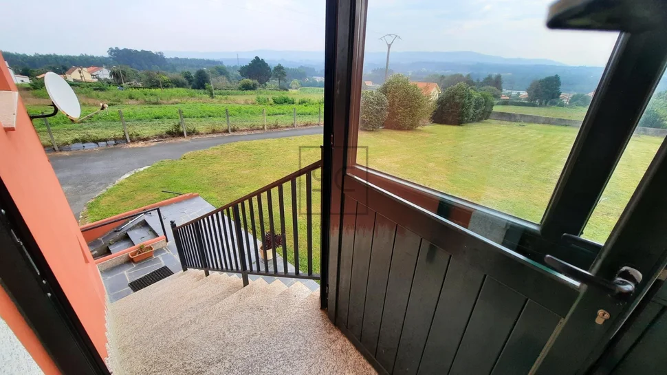 Casa unifamiliar con finca en el val- naron