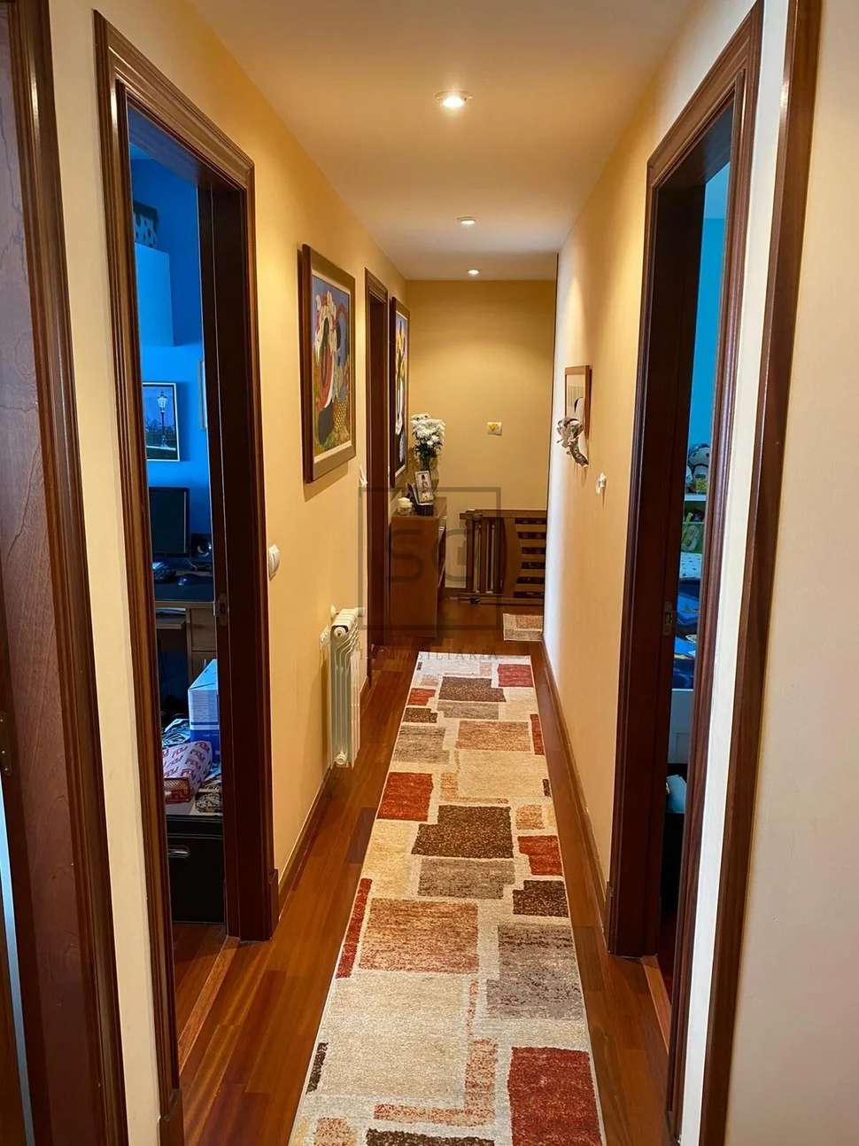 Amplio piso en narón con ascensor y plaza de garaje