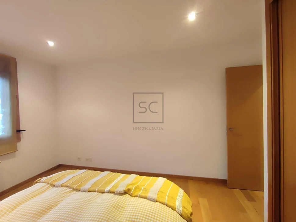 Bonito bajo apartamento en la zona de jubia narón