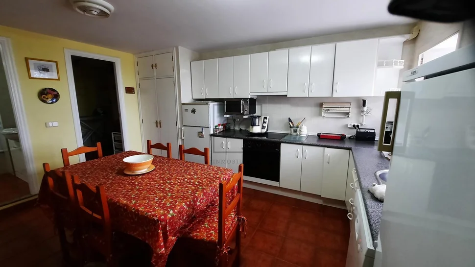 Casa de piedra con vistas al mar en doniños